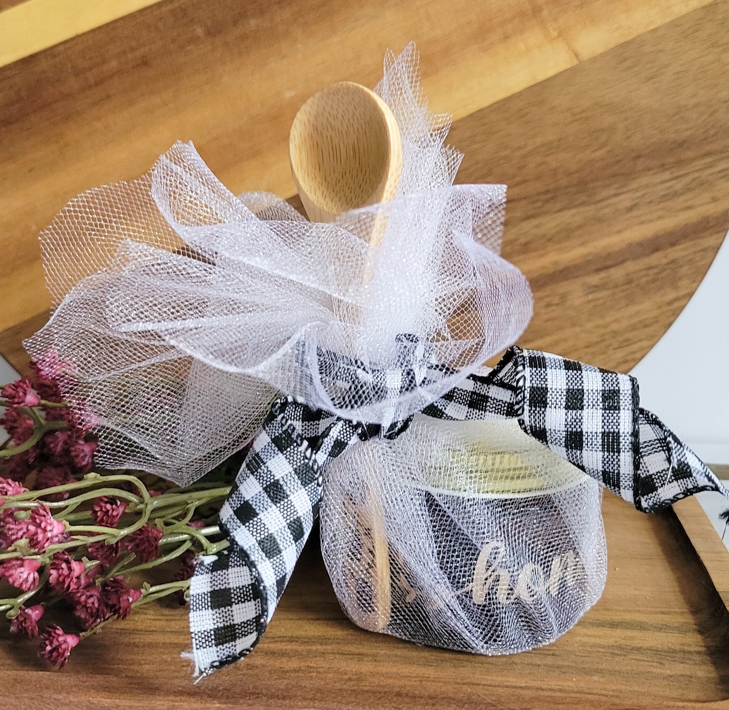 4 oz Amber Honey Jar + Autumn Pumpkin Bamboo Spoon Bundle