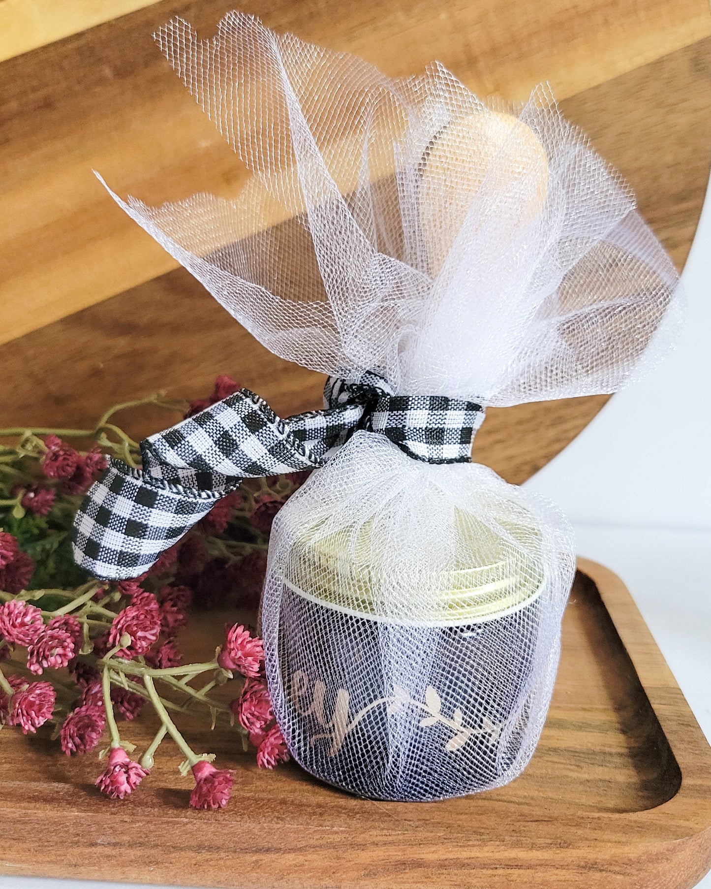4 oz Amber Honey Jar + Autumn Pumpkin Bamboo Spoon Bundle